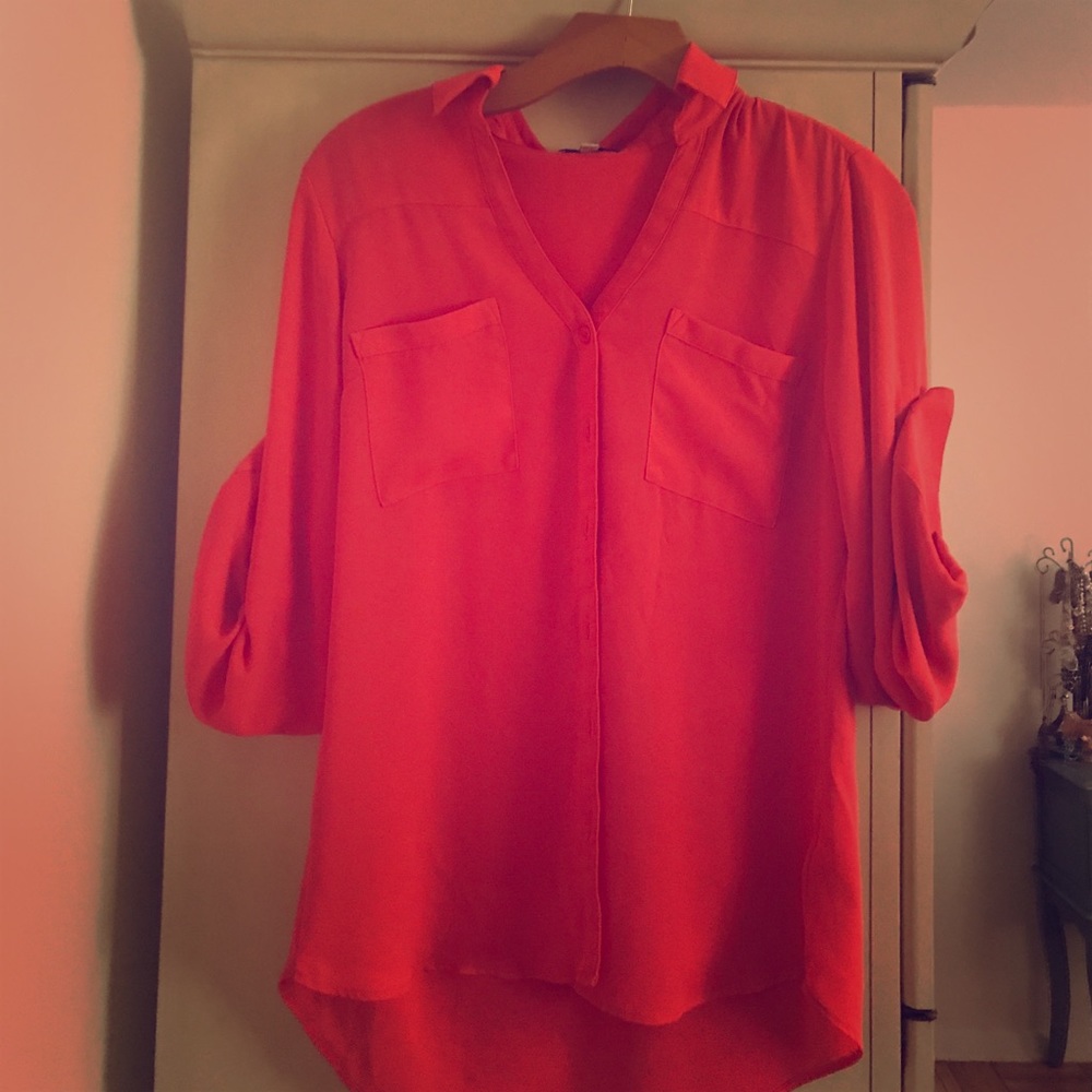 Express Portofino blouse, excellent condition.